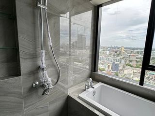 For rent 2 ベッドルーム condo in Khlong Toei, Bangkok