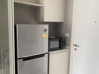 Condo en alquiler de estudio en Huai Khwang, Bangkok