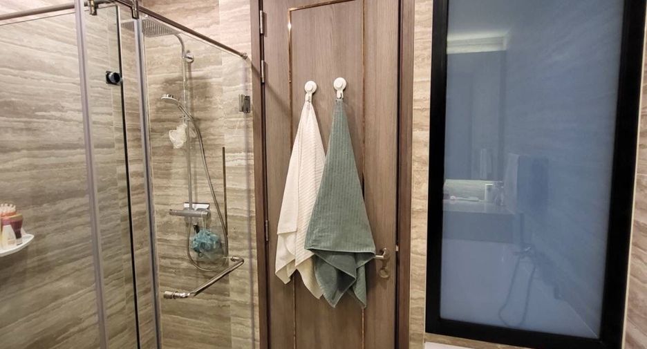 Condo en alquiler de 2 habitaciones en Khlong Toei, Bangkok