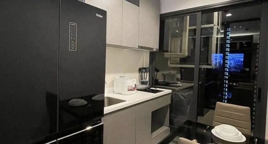 For rent 1 bed condo in Huai Khwang, Bangkok