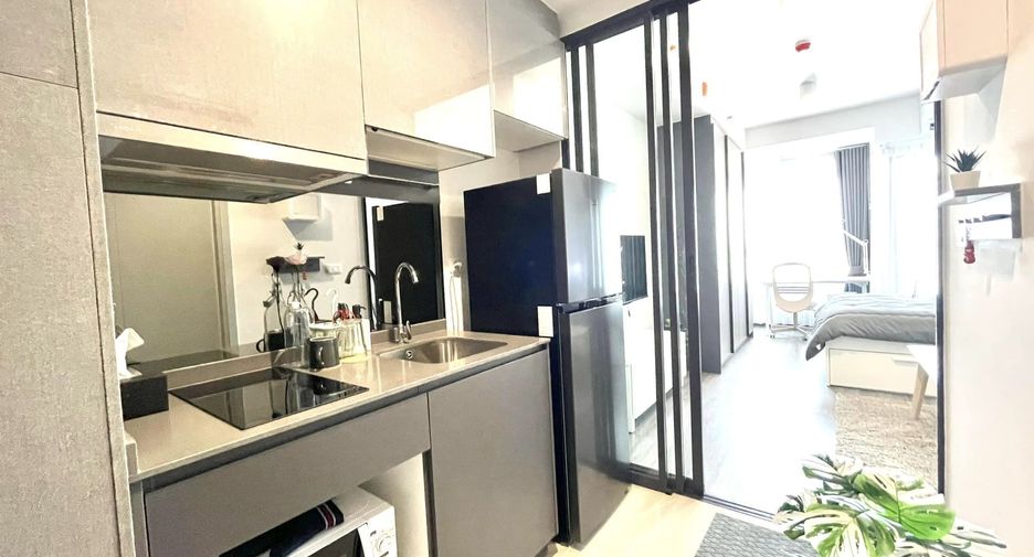 For rent studio condo in Bang Rak, Bangkok
