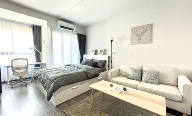 For rent studio condo in Bang Rak, Bangkok