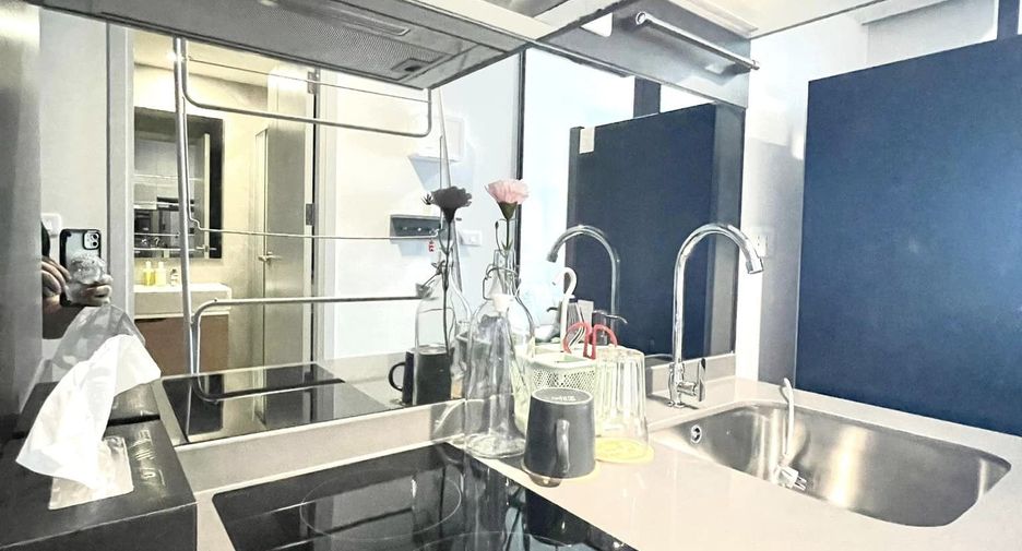 For rent studio condo in Bang Rak, Bangkok
