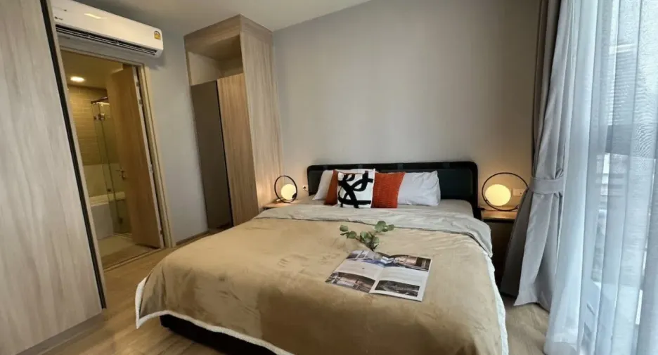 For rent 3 bedrooms condo in Ratchathewi, Bangkok