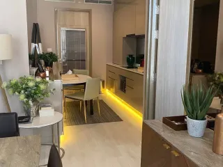 For rent 2 bedrooms condo in Pathum Wan, Bangkok