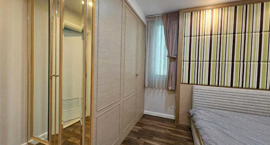 Condo en alquiler de 2 habitaciones en Pathum Wan, Bangkok