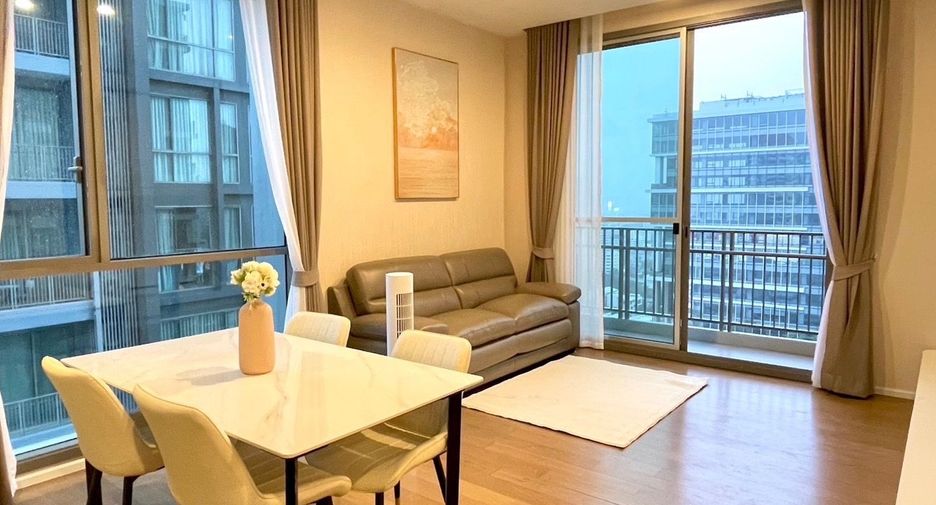 For rent 2 bedrooms condo in Watthana, Bangkok