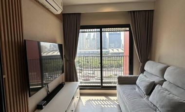 Wohnung zur Miete mit 1 Zimmer in Huai Khwang, Bangkok
