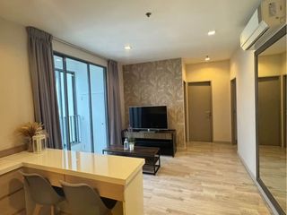 À louer 2 chambres condo à Phra Khanong, Bangkok