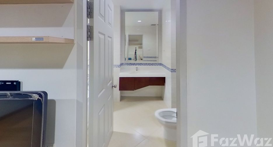 For rent 1 bed condo in Huai Khwang, Bangkok