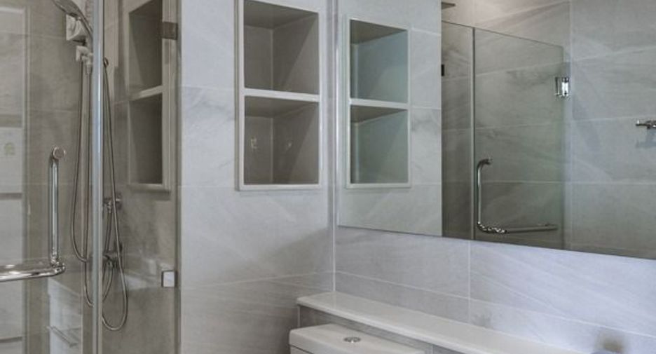 For sale and for rent 1 bed condo in Watthana, Bangkok