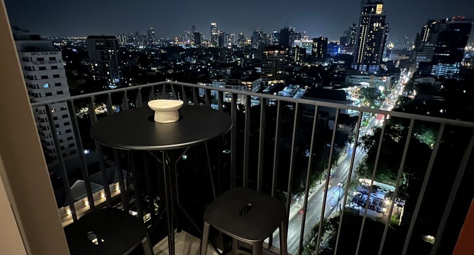 For sale and for rent 1 bed condo in Watthana, Bangkok