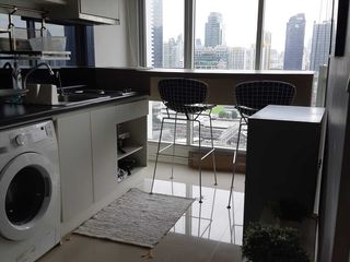For rent 1 bed condo in Huai Khwang, Bangkok