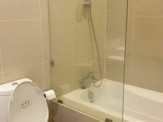 Condo en alquiler de 1 habitaciones en Khlong Toei, Bangkok