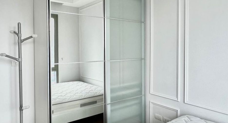 For rent 2 ベッドルーム condo in Watthana, Bangkok