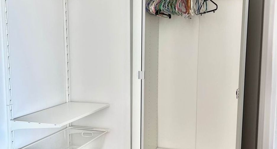 For rent 2 ベッドルーム condo in Watthana, Bangkok