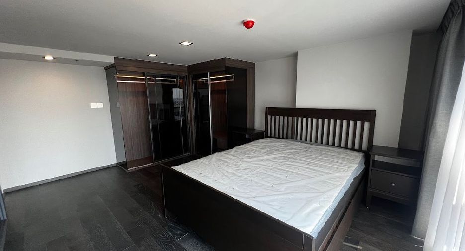 For rent 1 bed condo in Ratchathewi, Bangkok