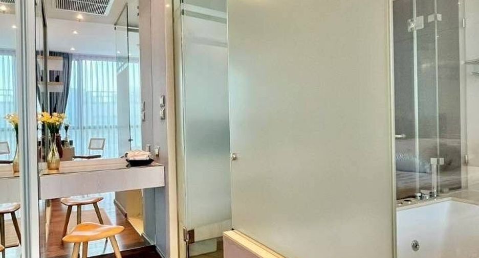 Wohnung zur Miete mit 2 Zimmer in Khlong Toei, Bangkok