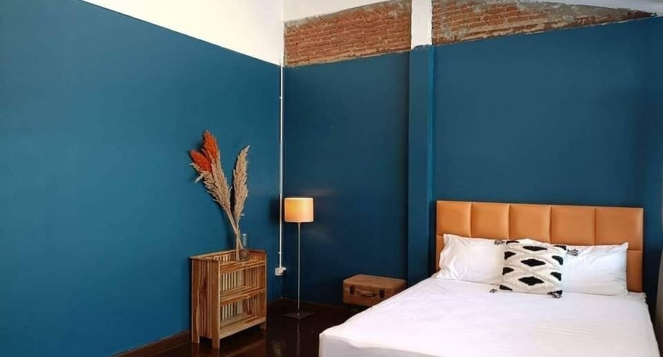 Haus zur Miete mit 2 Zimmer in Pathum Wan, Bangkok