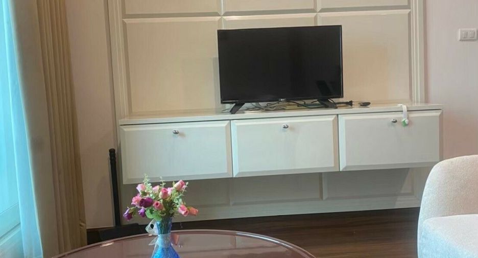 For rent 1 bed condo in Pathum Wan, Bangkok
