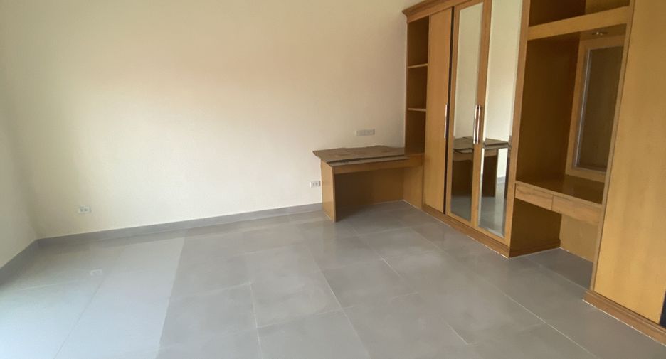 Apartamento en alquiler de 1 habitaciones en Watthana, Bangkok