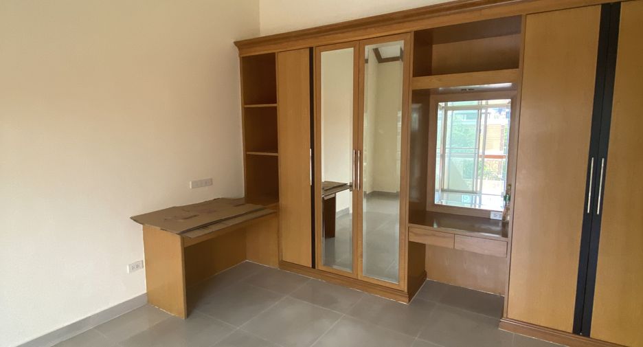 Apartment zur Miete mit 1 Zimmer in Watthana, Bangkok