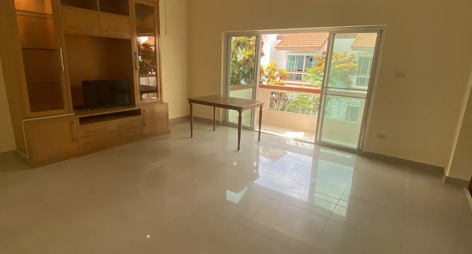 Apartamento en alquiler de 1 habitaciones en Watthana, Bangkok