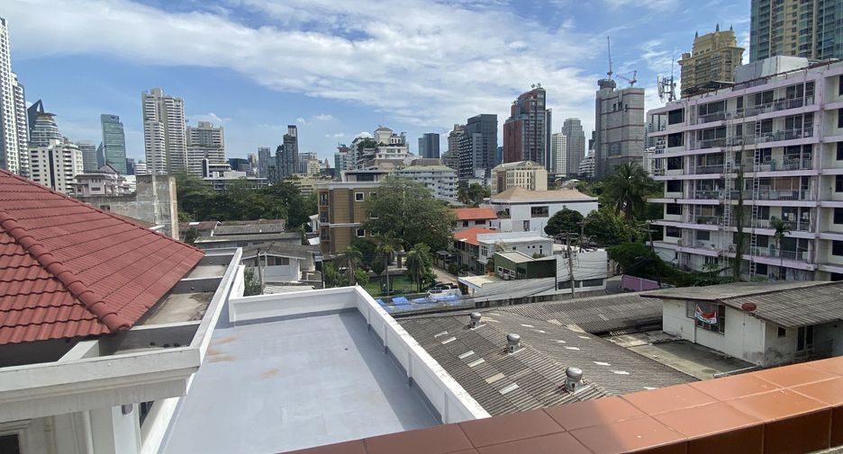 Apartamento en alquiler de 1 habitaciones en Watthana, Bangkok