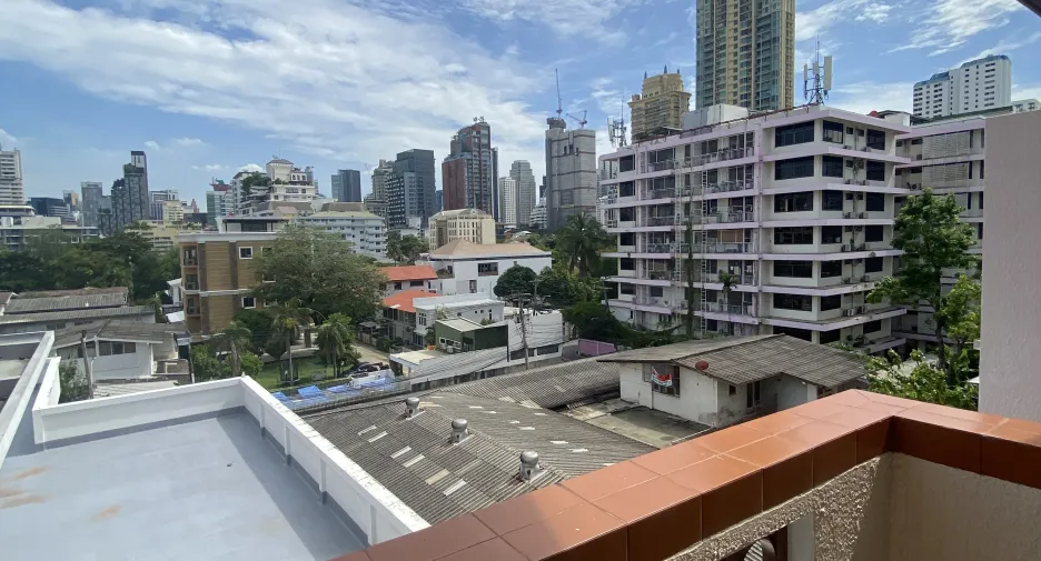Apartamento en alquiler de 1 habitaciones en Watthana, Bangkok
