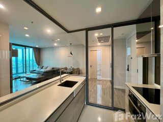 À louer 2 chambres condo à Khlong San, Bangkok