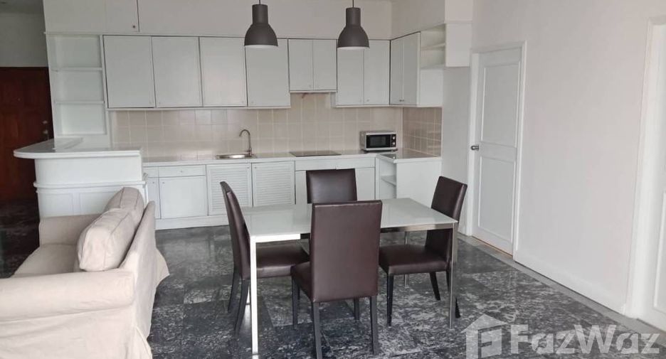 For rent 2 bedrooms condo in Watthana, Bangkok