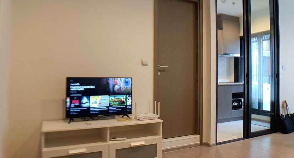 For rent studio condo in Huai Khwang, Bangkok
