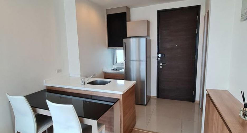 For rent 1 bed condo in Phra Khanong, Bangkok