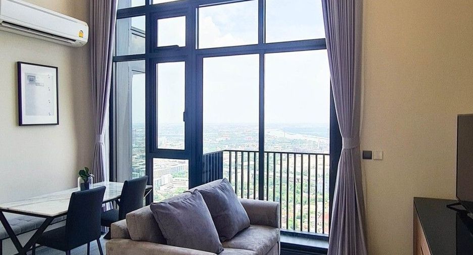 For rent 2 bedrooms condo in Phra Khanong, Bangkok