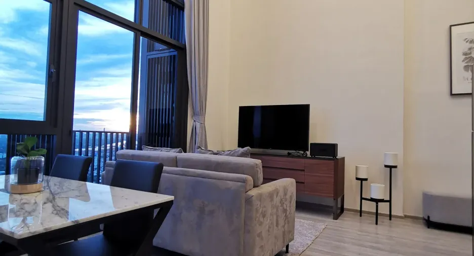 For rent 2 bedrooms condo in Phra Khanong, Bangkok