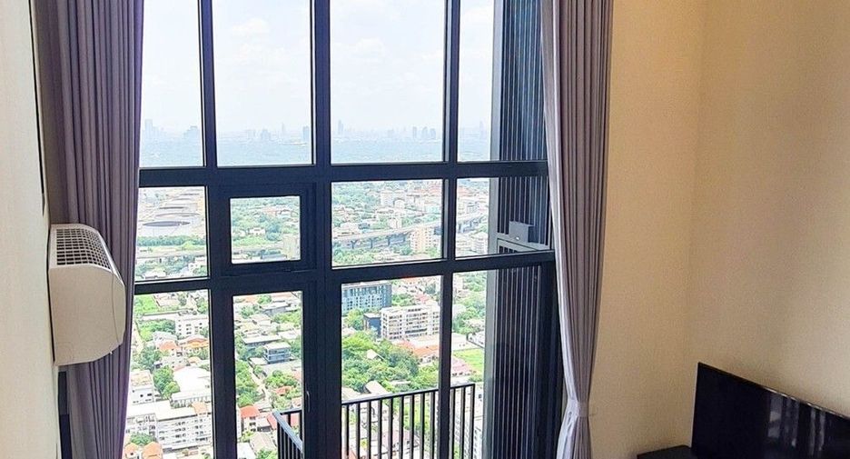 For rent 2 bedrooms condo in Phra Khanong, Bangkok