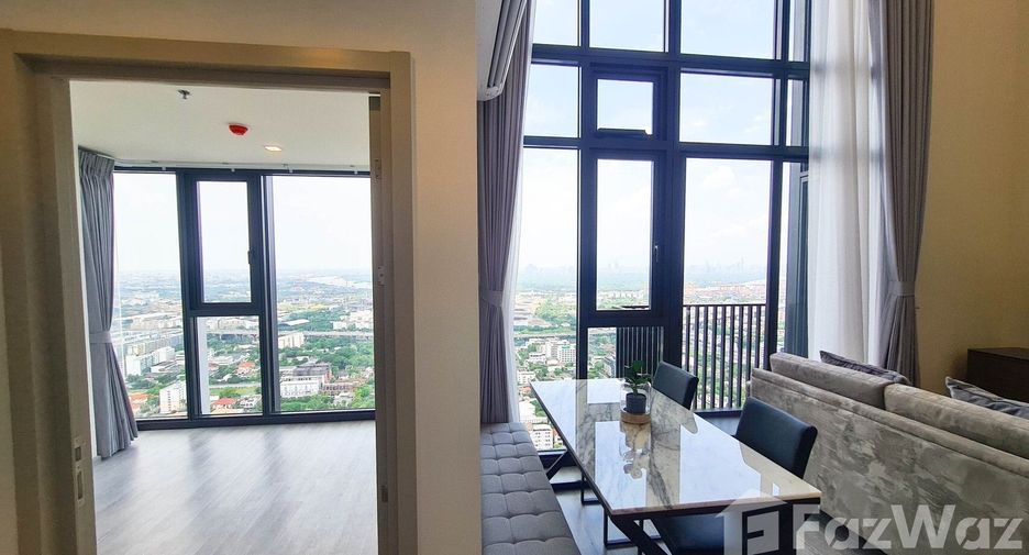 For rent 2 bedrooms condo in Phra Khanong, Bangkok