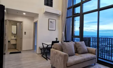 For rent 2 bedrooms condo in Phra Khanong, Bangkok