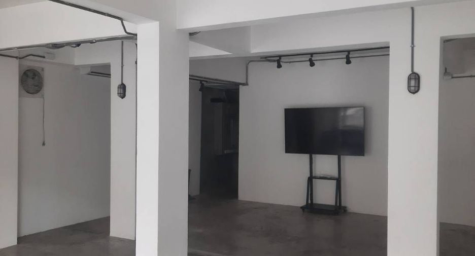 For rent office in Suan Luang, Bangkok