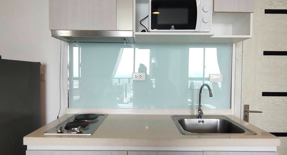 For rent 2 bedrooms condo in Suan Luang, Bangkok