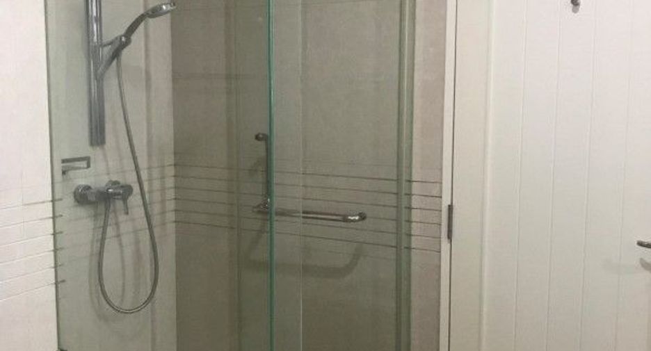 Аренда 2 спальни кондо в Патхум Щан, Бангкок