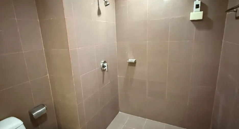 Wohnung zur Miete mit 2 Zimmer in Khlong Toei, Bangkok
