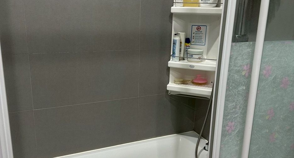 For rent 1 bed condo in Phaya Thai, Bangkok