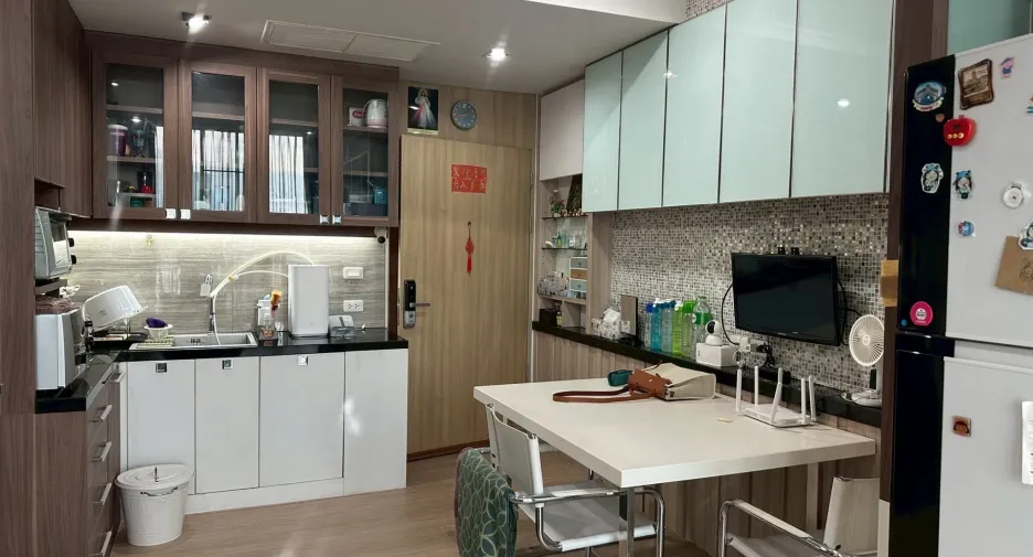 For rent 1 bed condo in Phaya Thai, Bangkok