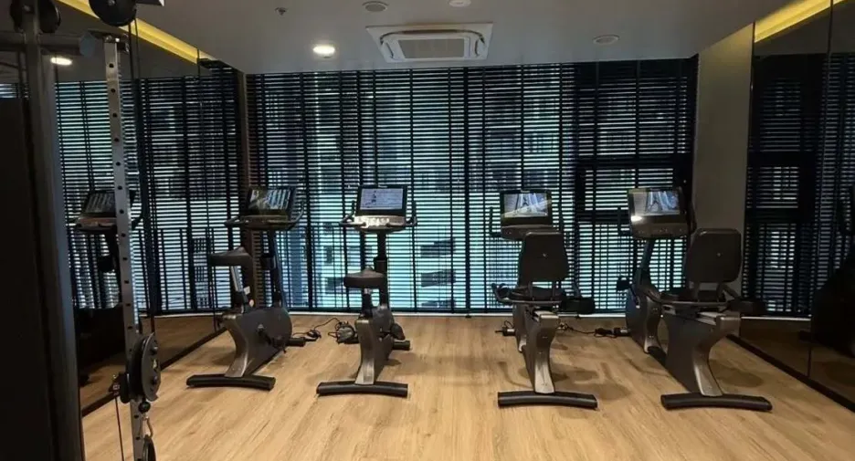 For rent 1 bed condo in Phaya Thai, Bangkok