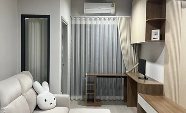 Condo en alquiler de 1 habitaciones en Bang Rak, Bangkok