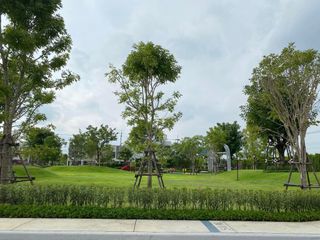 For rent 3 bedrooms townhouse in Bang Phli, Samut Prakan
