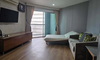 Wohnung zur Miete mit 2 Zimmer in Huai Khwang, Bangkok