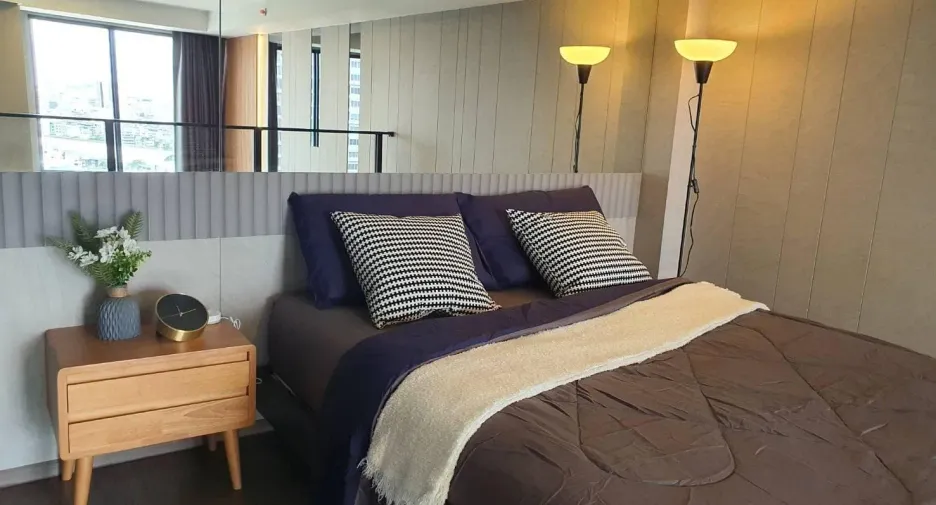 For rent 1 bed condo in Bang Rak, Bangkok