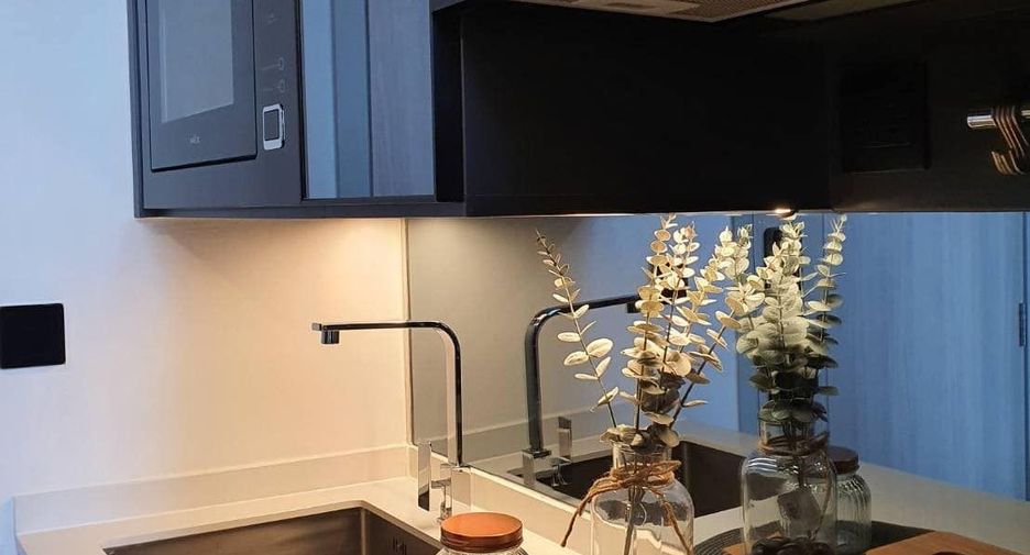 For rent 1 bed condo in Bang Rak, Bangkok